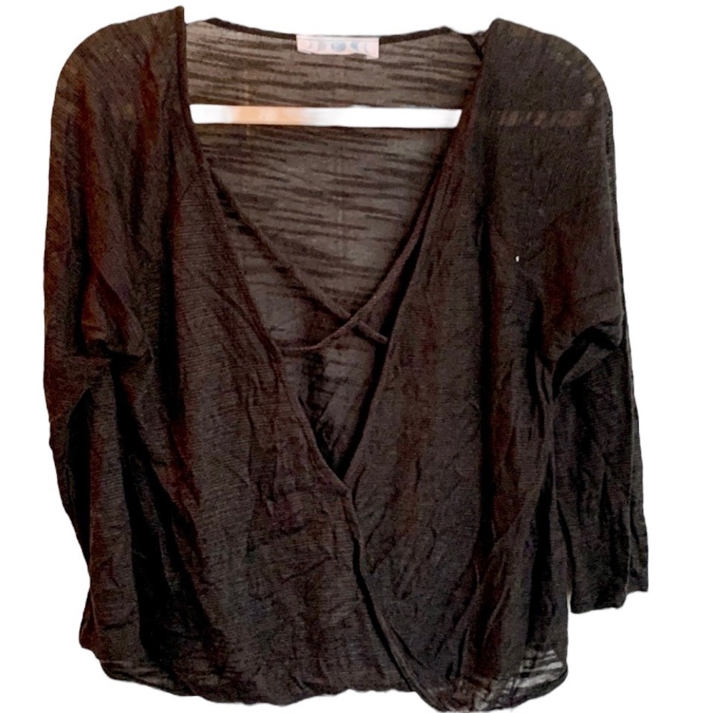 E2 deep v-neck black top with cross cross on neck. Black knit. L